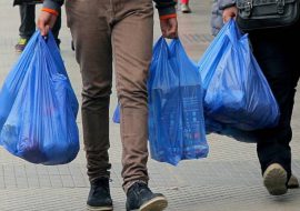 Coahuila prohíbe bolsas y popotes de plástico