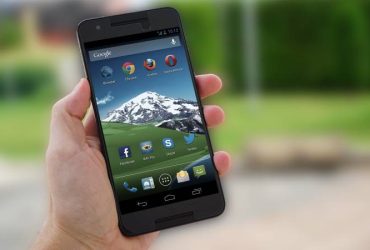 Interrumpen funeral para desbloquear celular de difunto